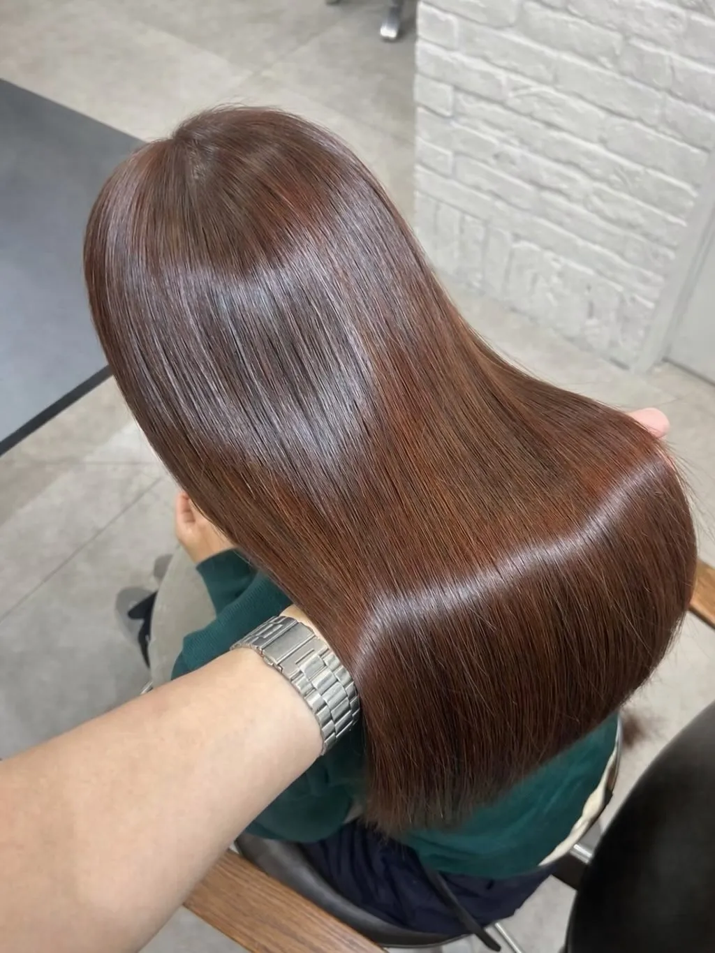 大阪梅田で髪の悩みを解消したい方、必見です!✨トリートメント...