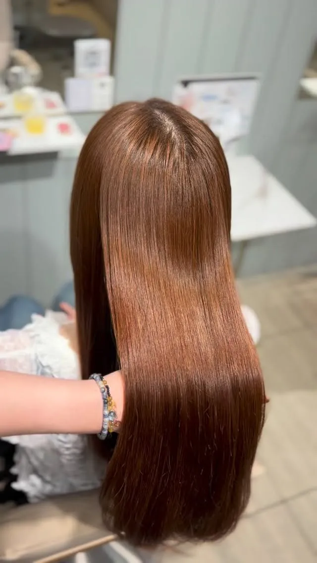 大阪梅田で髪の悩みを解消したい方、必見です！✨トリートメント...
